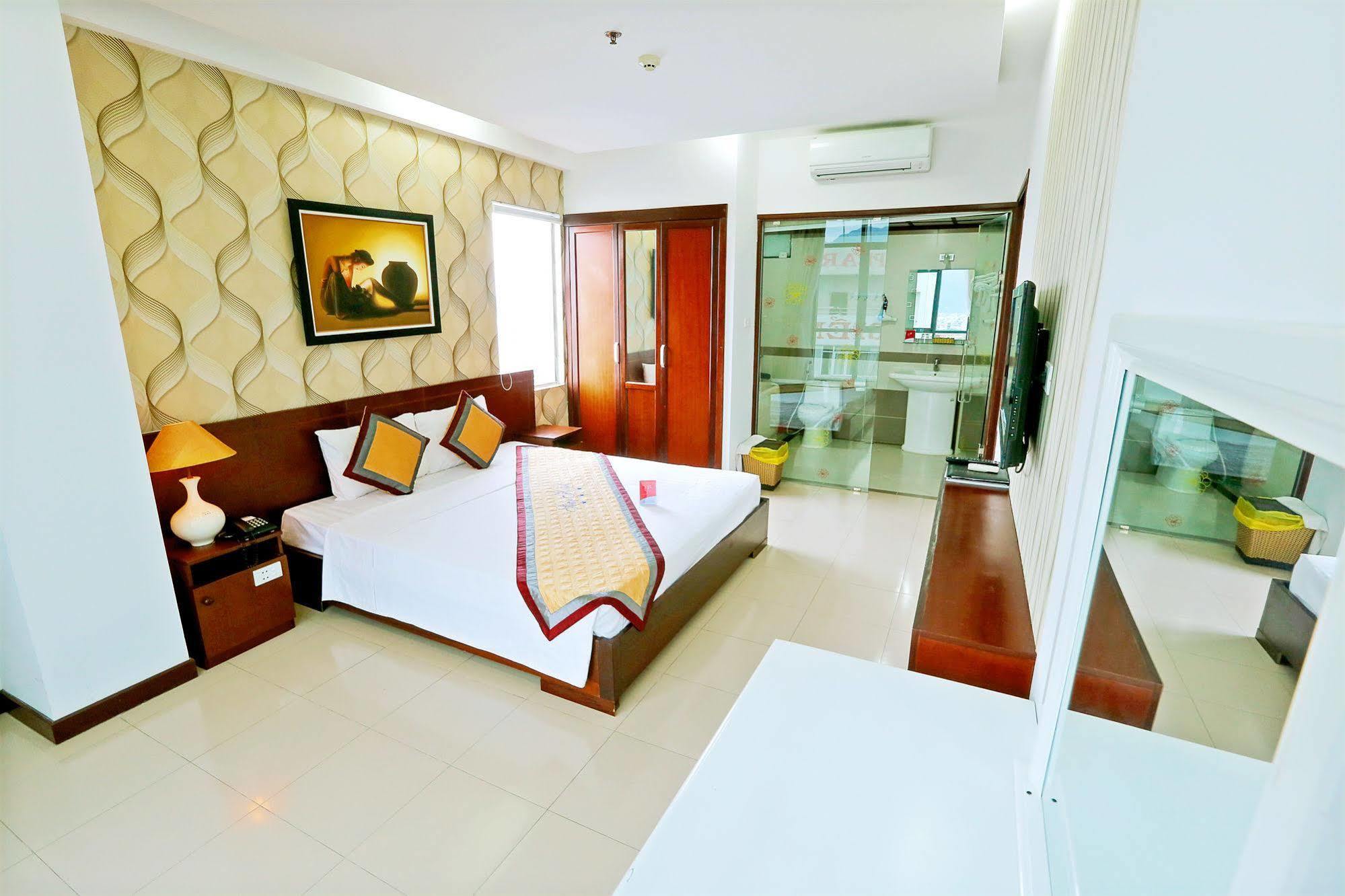 Star Hotel And Spa Danang Luaran gambar